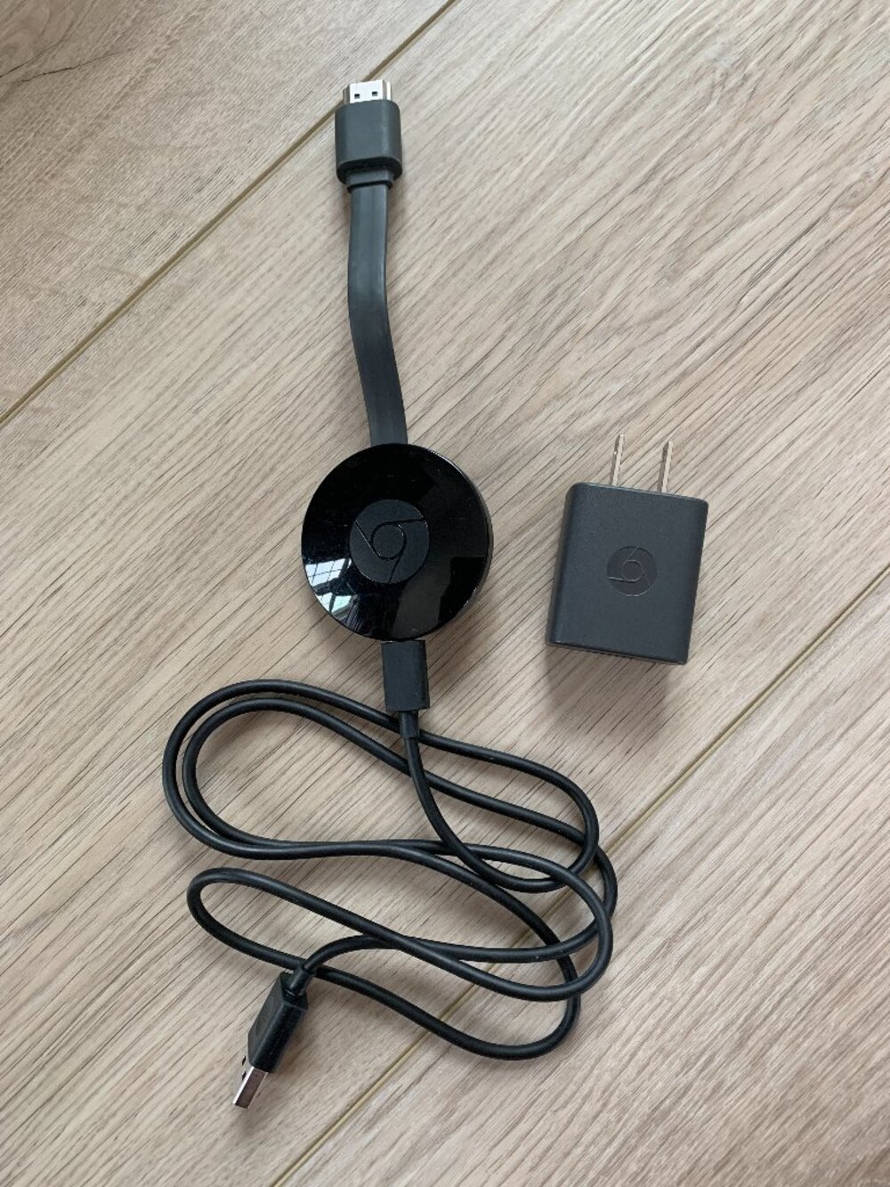 Google Chromecast Dongle 2nd Generation for HDMI video connection with power ada